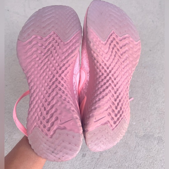Women’s Nike Epic React Flyknit 2 Rust Pink | Size: 6.5 - Picture 6 of 7